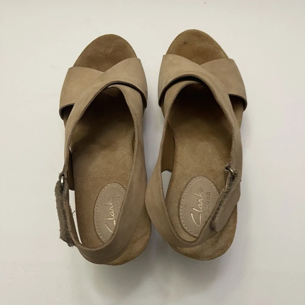 Clarks sandals caslynn